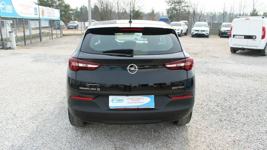 OPEL Grandland X -