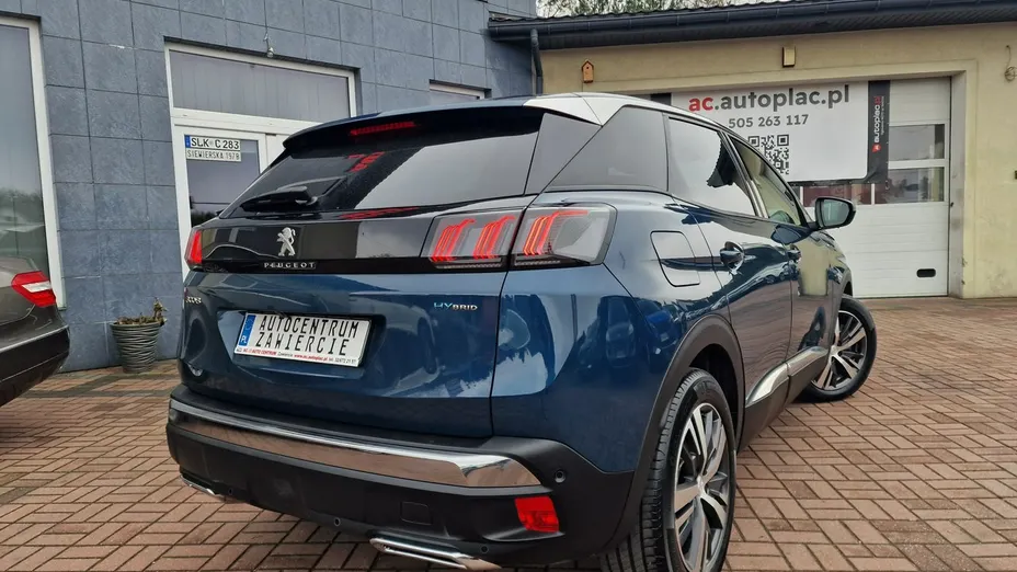 PEUGEOT 3008 -