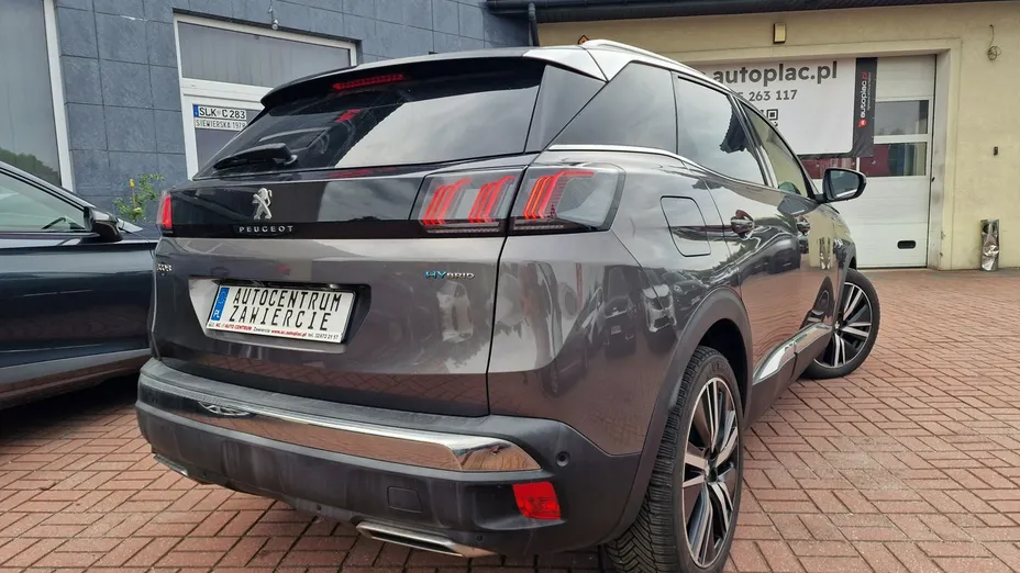 PEUGEOT 3008 -