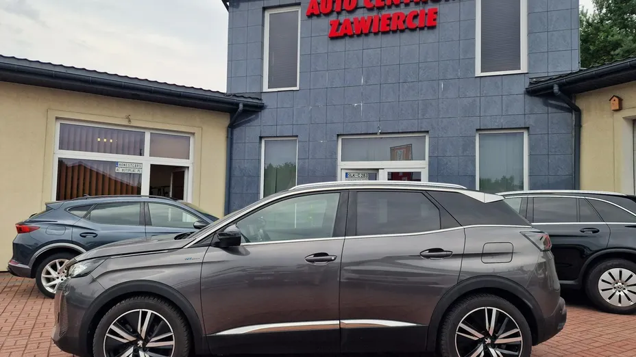 PEUGEOT 3008 -