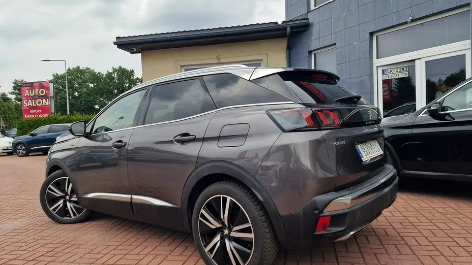 PEUGEOT 3008 -