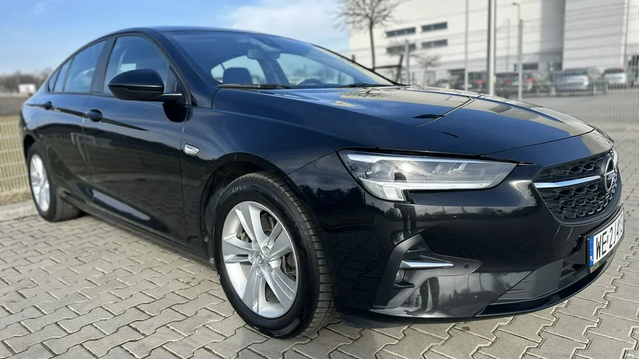 OPEL Insignia -