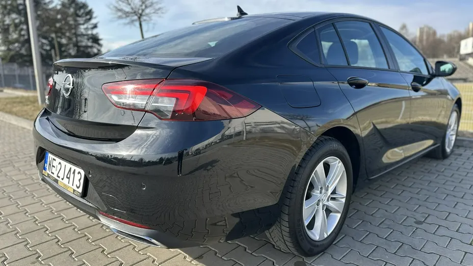 OPEL Insignia -