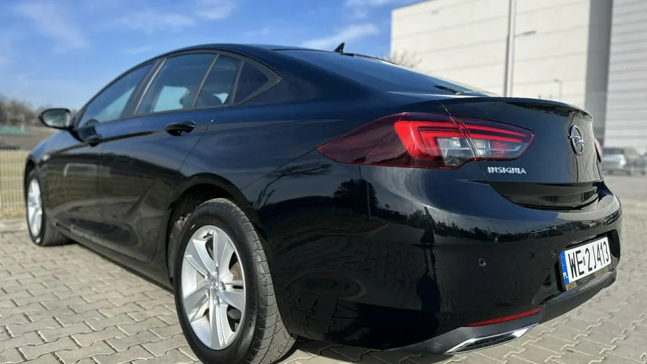 OPEL Insignia -