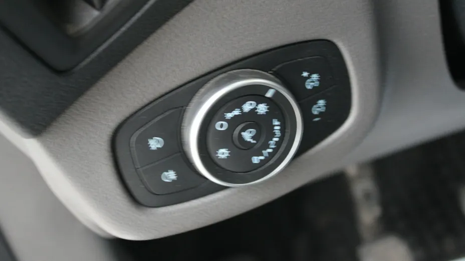 FORD Tourneo Connect -