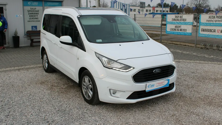 FORD Tourneo Connect -