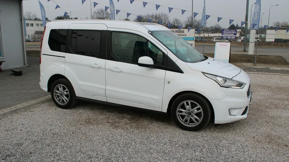 FORD Tourneo Connect -