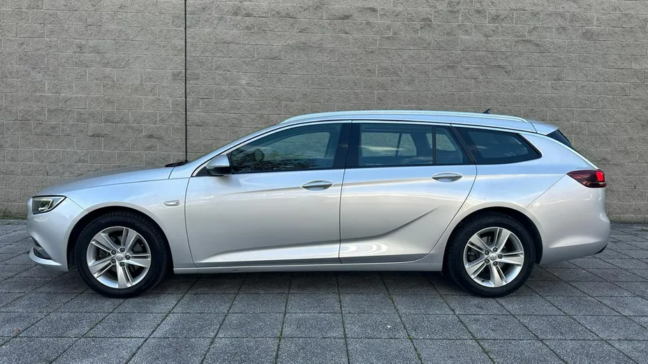 OPEL Insignia -