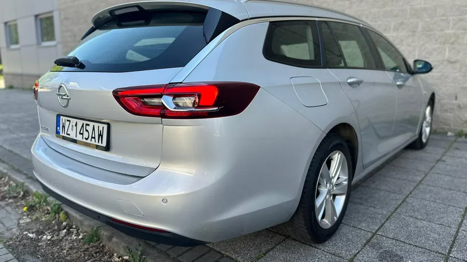 OPEL Insignia -