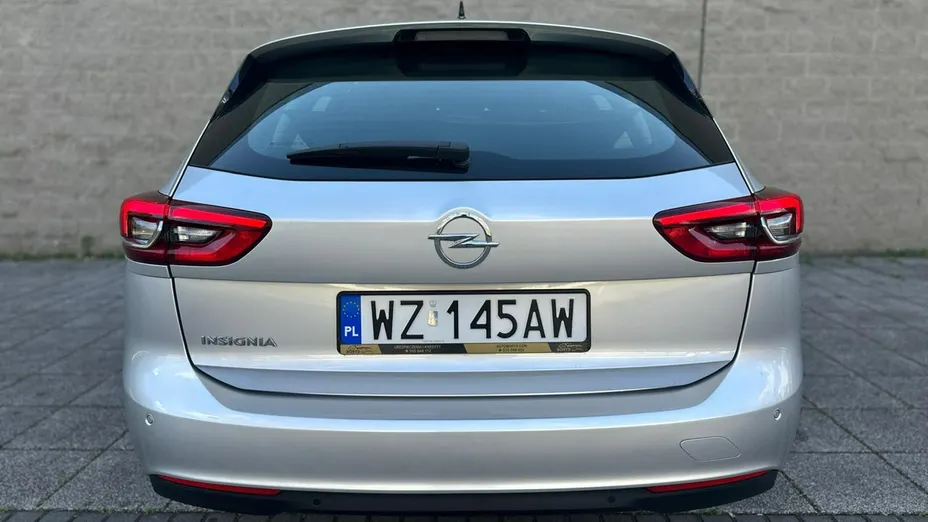 OPEL Insignia -