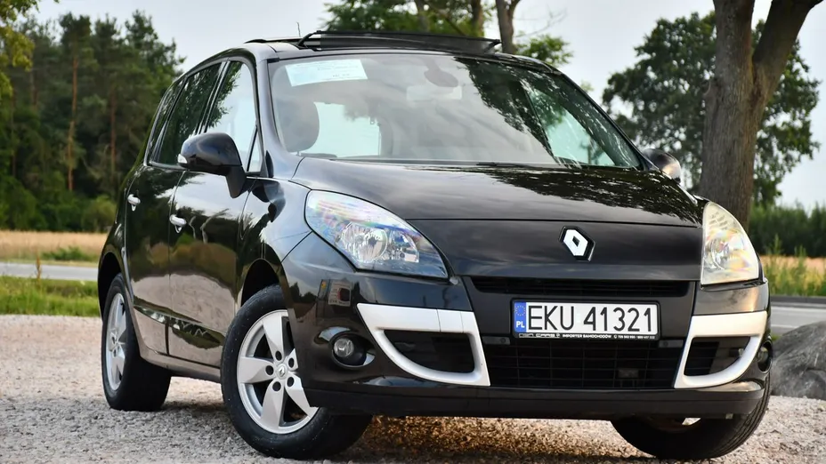 RENAULT Scenic -