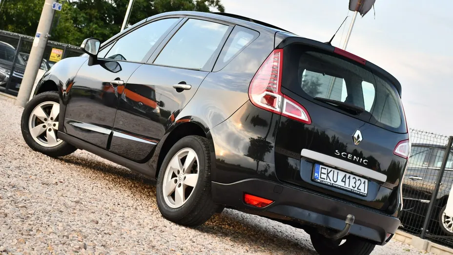 RENAULT Scenic -