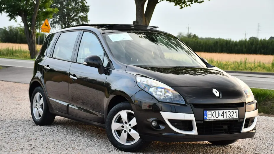 RENAULT Scenic -