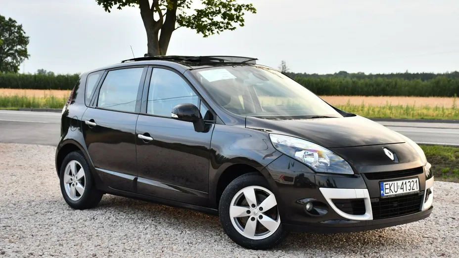 RENAULT Scenic -