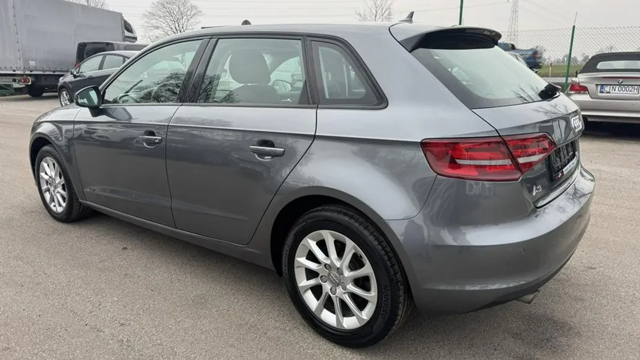 AUDI A3 -