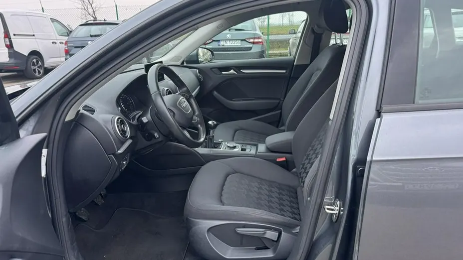AUDI A3 -