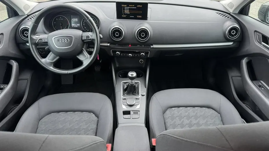 AUDI A3 -