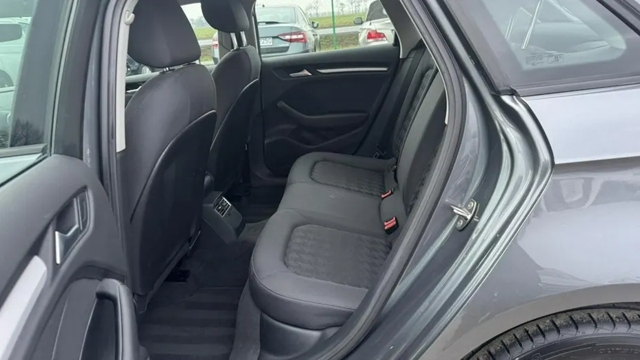 AUDI A3 -