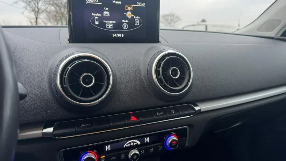 AUDI A3 -