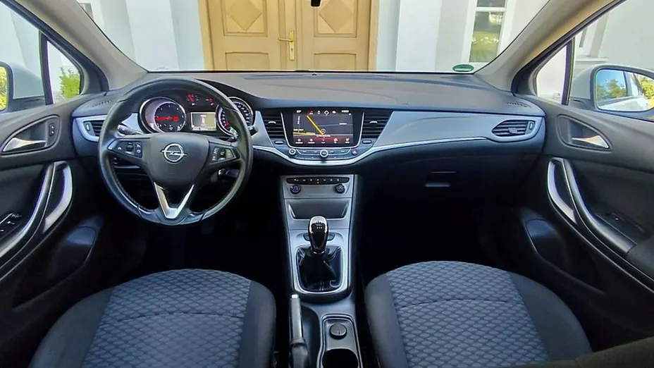 OPEL Astra -