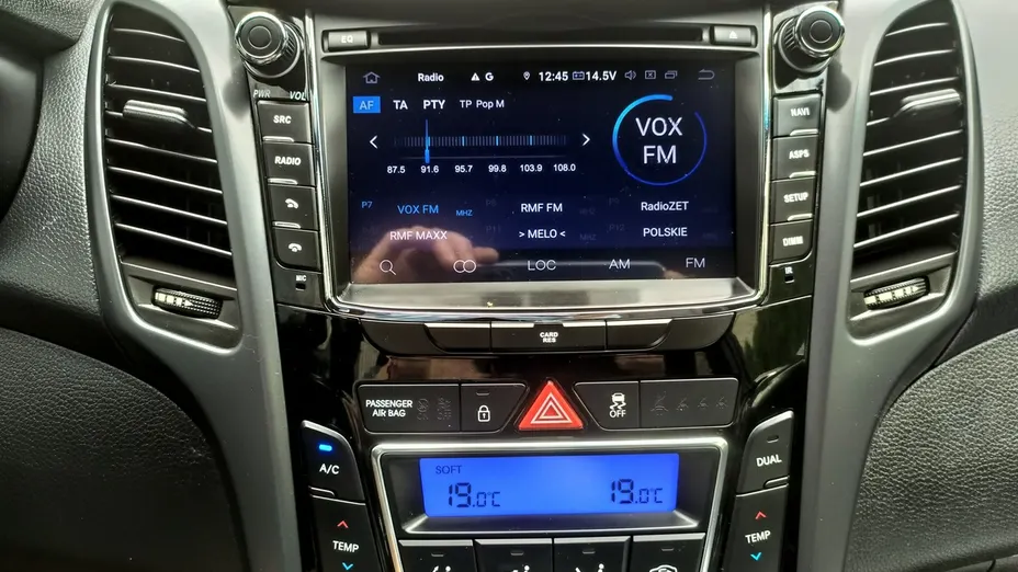 HYUNDAI i30 -