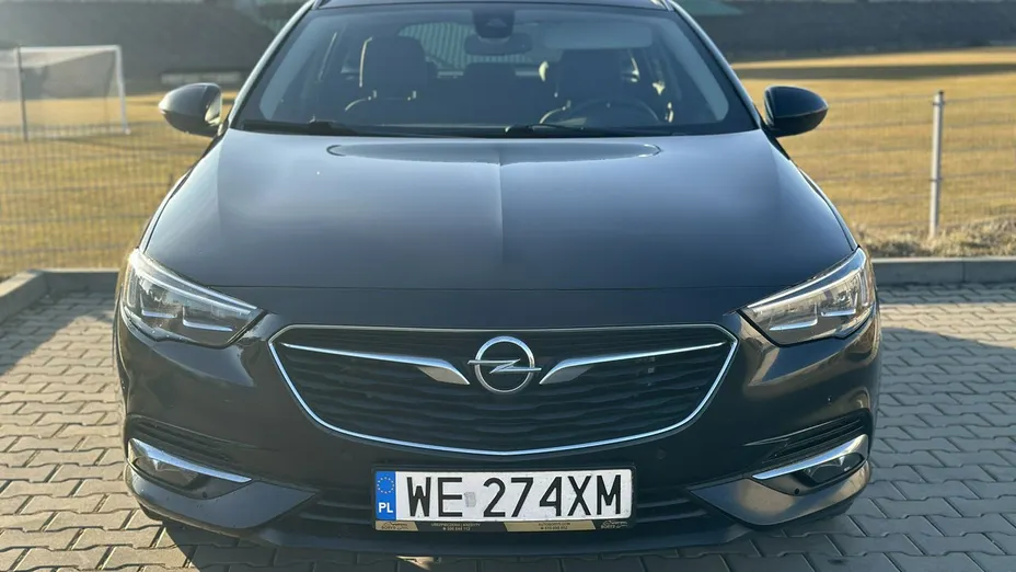 OPEL Insignia -