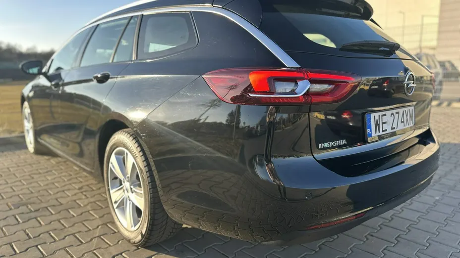 OPEL Insignia -
