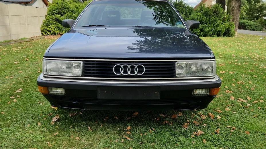 AUDI 200 -