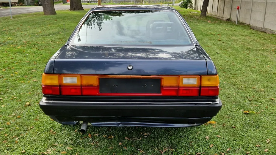 AUDI 200 -