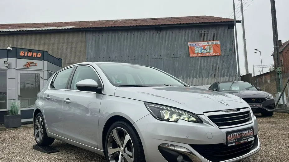 PEUGEOT 308 -
