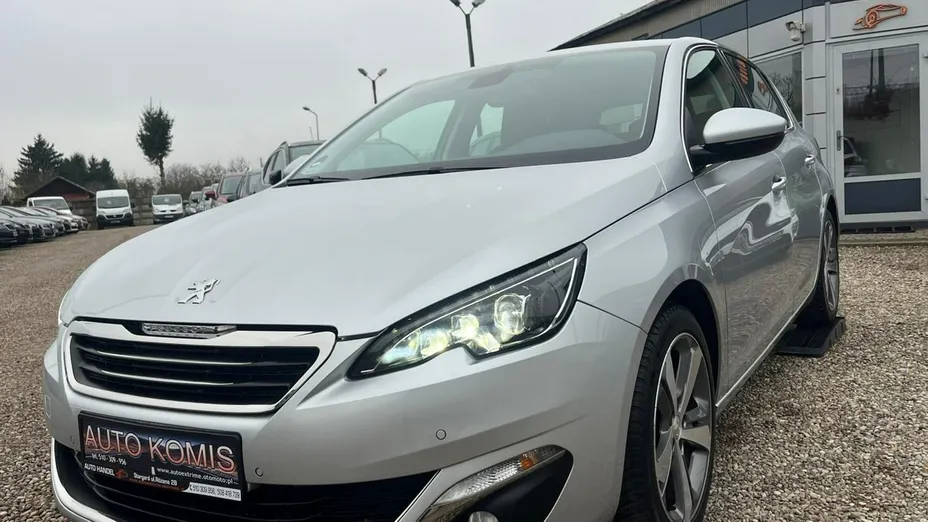 PEUGEOT 308 -