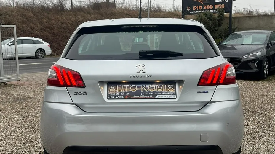 PEUGEOT 308 -