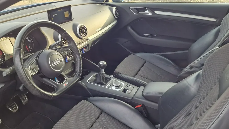 AUDI A3 -