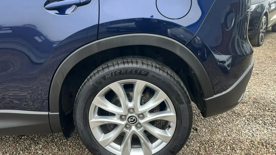 MAZDA CX-5 -