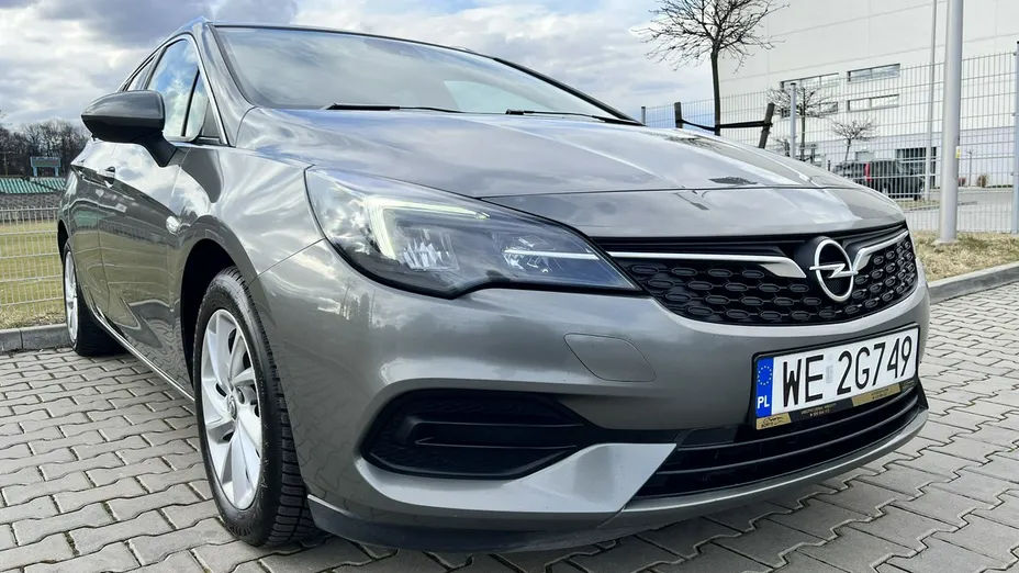 OPEL Astra -