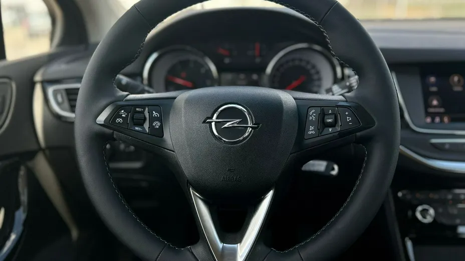 OPEL Astra -