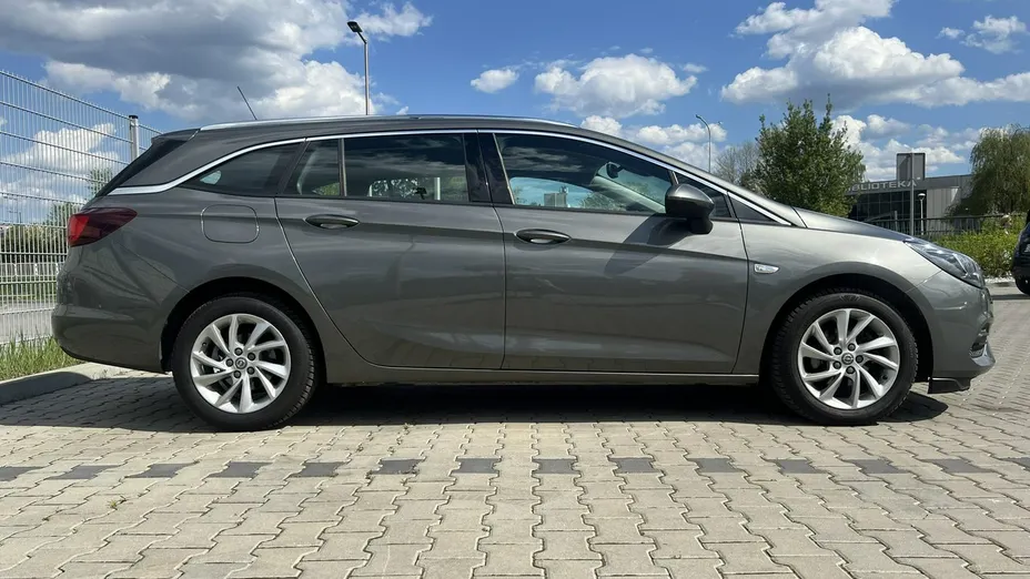 OPEL Astra -