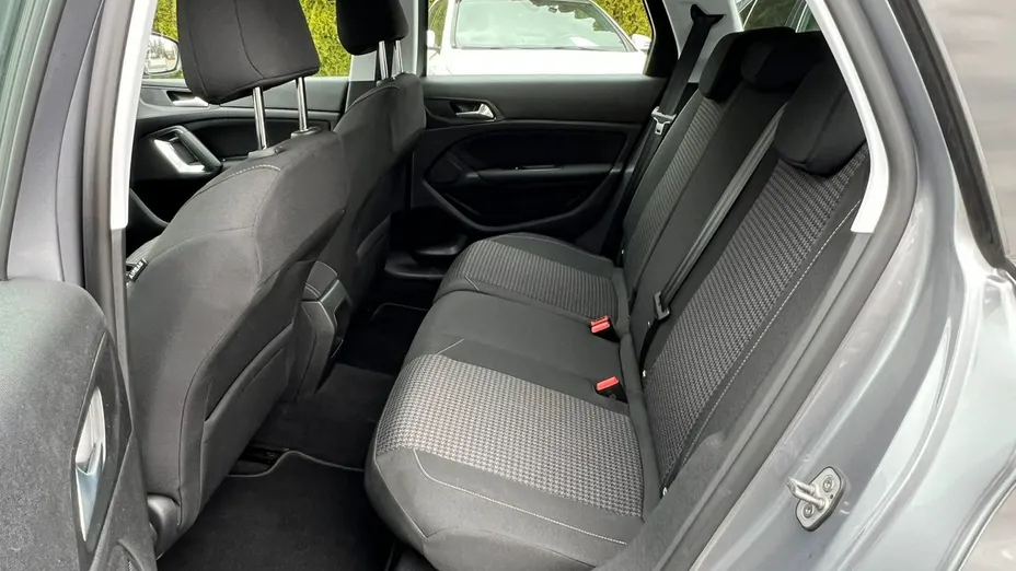PEUGEOT 308 -