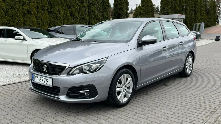PEUGEOT 308 -