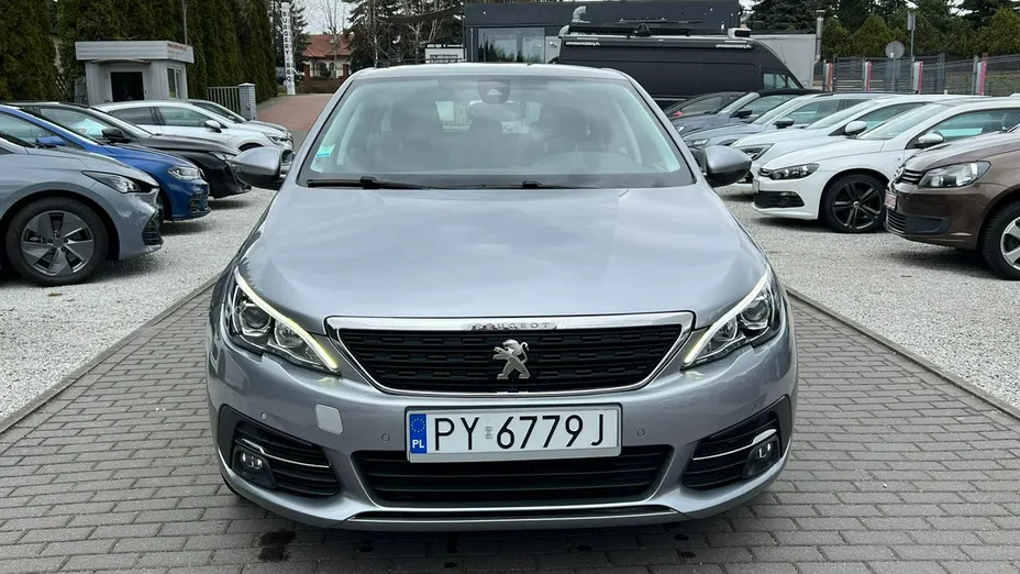PEUGEOT 308 -
