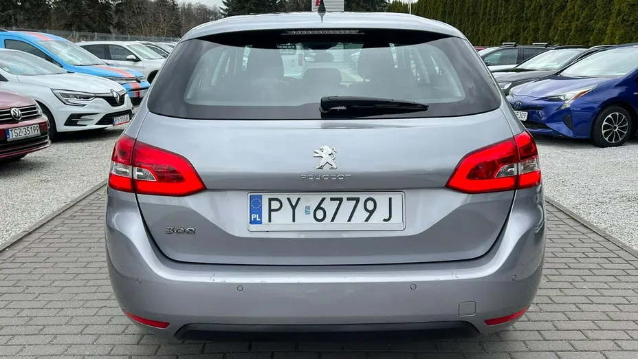 PEUGEOT 308 -