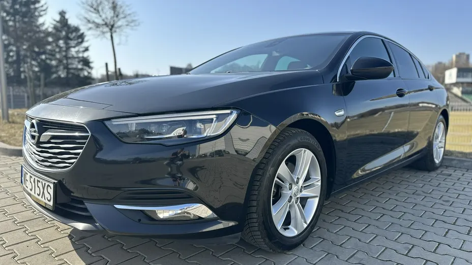 OPEL Insignia -
