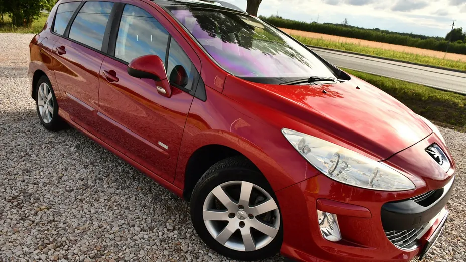 PEUGEOT 308 -