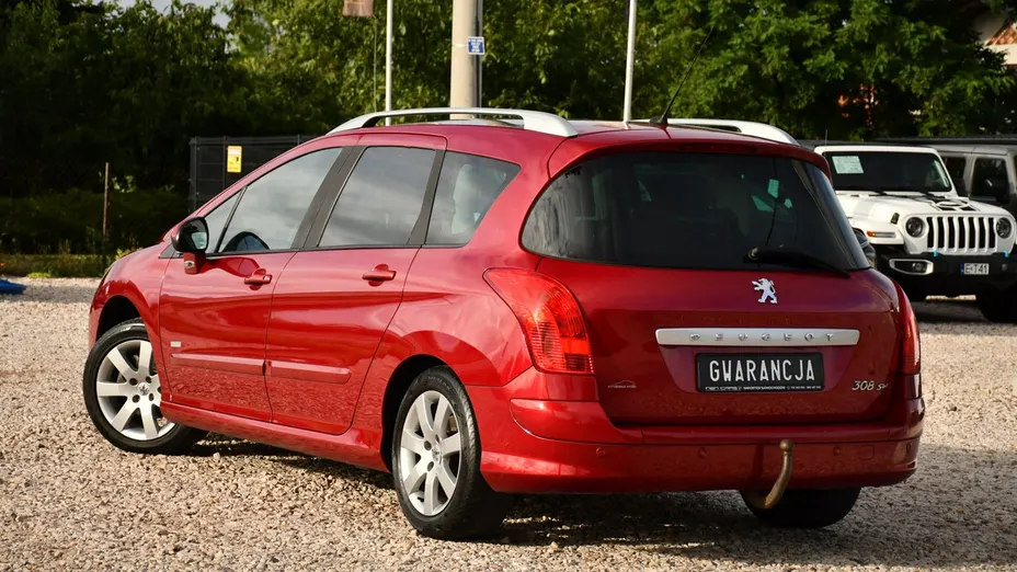 PEUGEOT 308 -