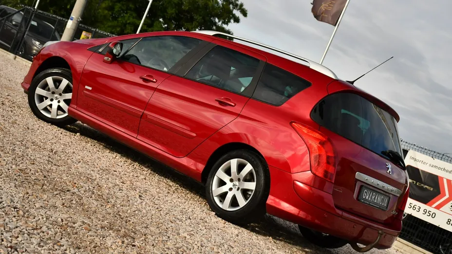PEUGEOT 308 -
