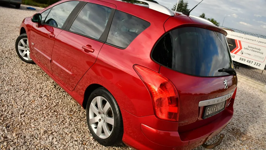 PEUGEOT 308 -