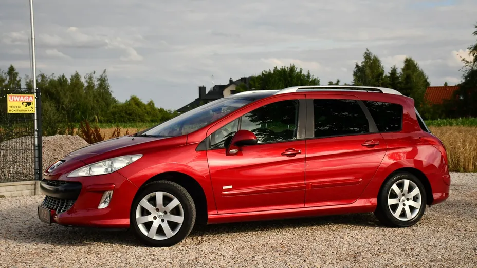 PEUGEOT 308 -