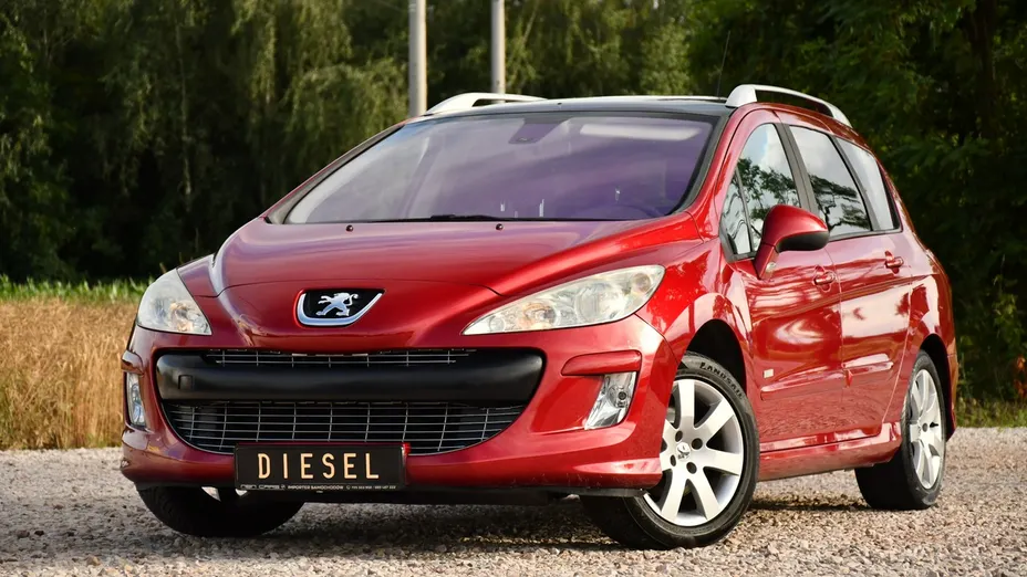PEUGEOT 308 -