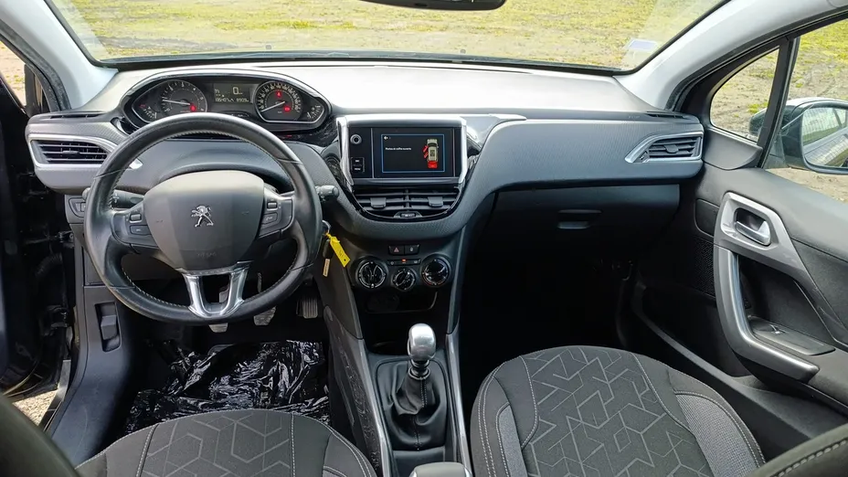 PEUGEOT 2008 -