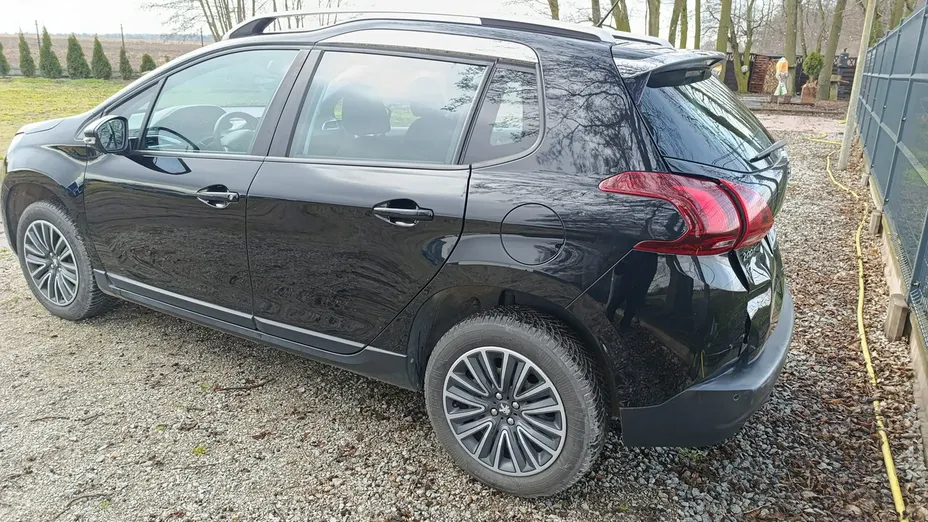 PEUGEOT 2008 -